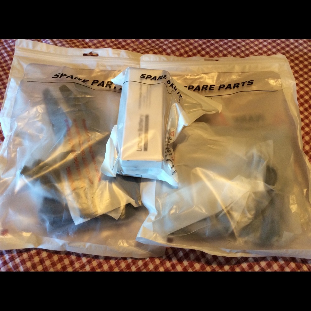 NWOT HS700D RC Quadcopter part kits
